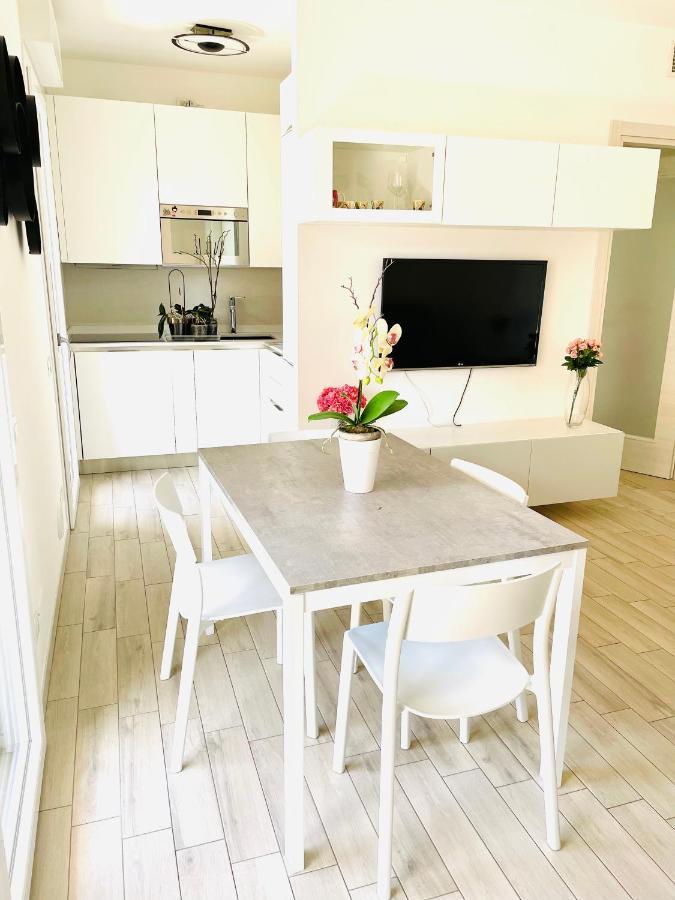 Emme Apartment Каляри Екстериор снимка