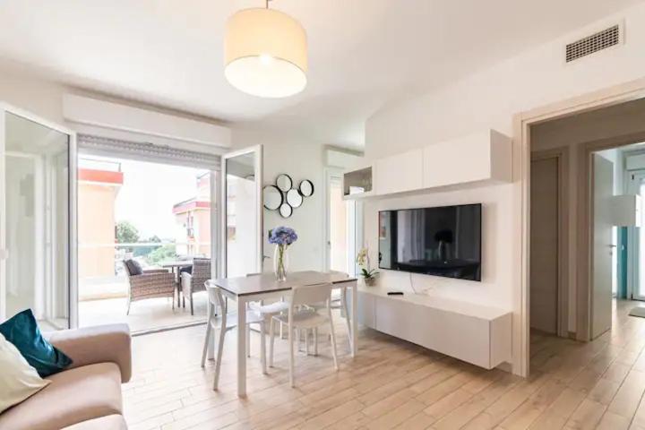Emme Apartment Каляри Екстериор снимка